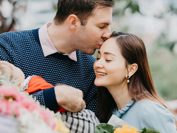 Sao nữ Vbiz yêu chồng ngoại quốc sau 3 ngày gặp, không muốn tổ chức đám cưới vì một điều
