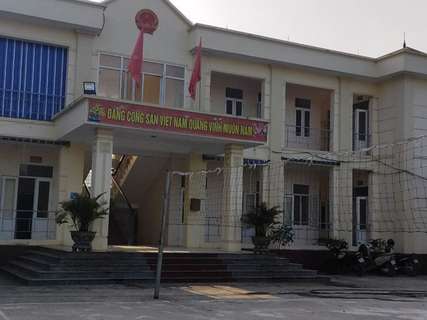 Vợ cán bộ địa chính xã ở Thanh Hóa gửi đơn 'tố' chồng có con riêng