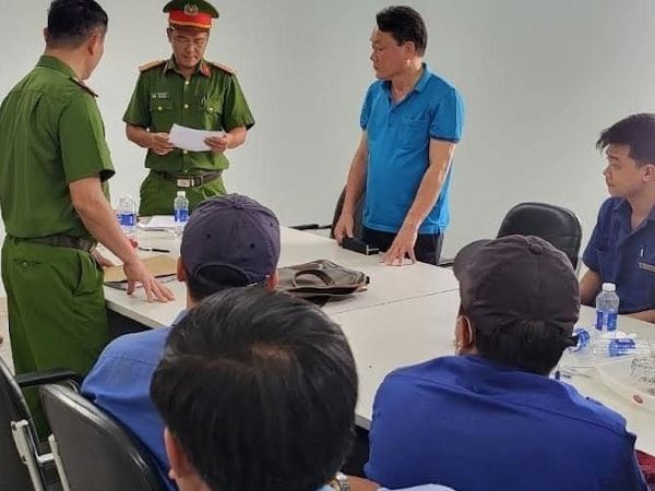 Bắt Giám đốc, Phó giám đốc Trung tâm Đăng kiểm xe cơ giới 81-05D