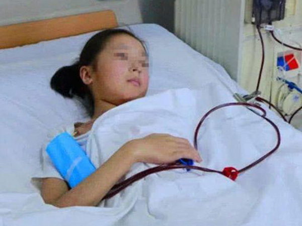 Bé 13 tuổi suy thận giai đoạn cuối vì uống thuốc nam: BS lắc đầu 'thương con như thế bằng 10 hại con'