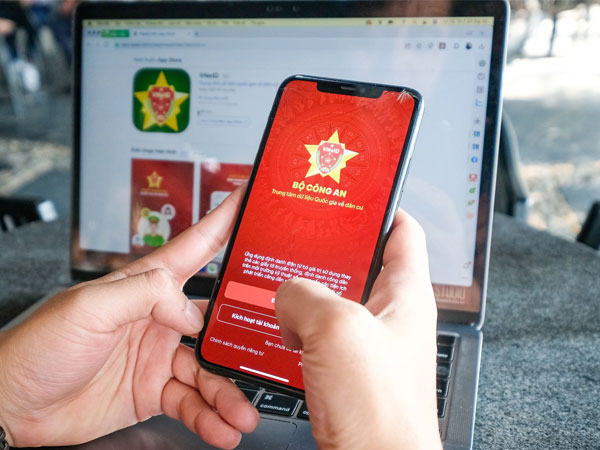 Vì sao có CCCD gắn chip vẫn cần tài khoản định danh điện tử? Lưu ý từ Bộ Công an mà người dân cần biết!