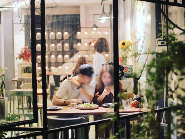 Phát hiện vợ liên lạc với tình cũ nhưng không quản lý, 4 năm sau chồng cay đắng phát hiện mình 'nuôi con tu hú'