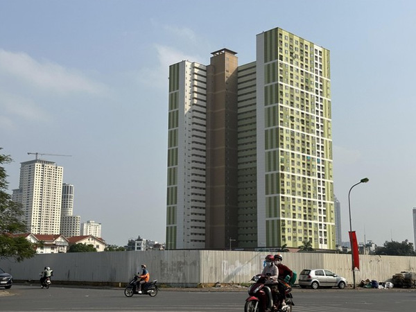 Chung cư cũ, đang xây đều lập mặt bằng giá mới
