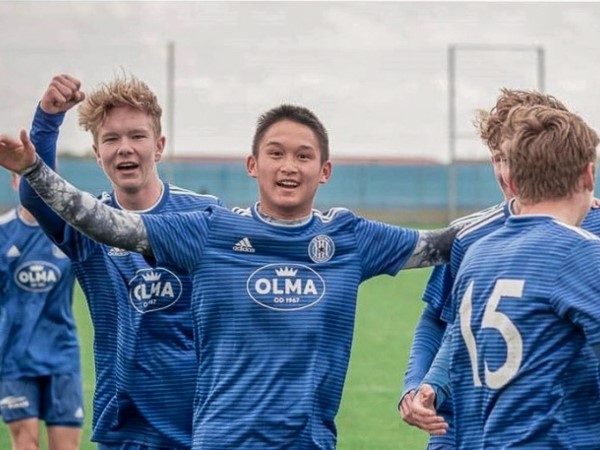HLV Troussier triệu tập cầu thủ chơi bóng ở CH Séc lên U23 Việt Nam