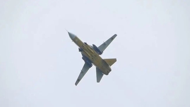 Phát hiện Su-24 Ukraine mang theo tên lửa hành trình Storm Shadow