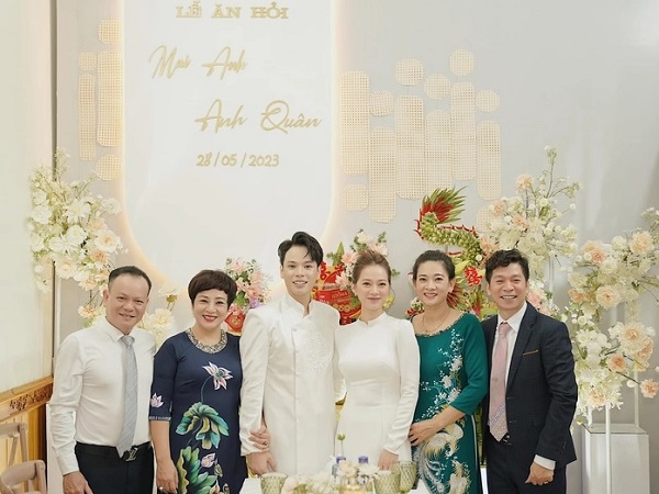 JayKii và Mai Anh bất ngờ tổ chức đám cưới sau 2 năm yêu