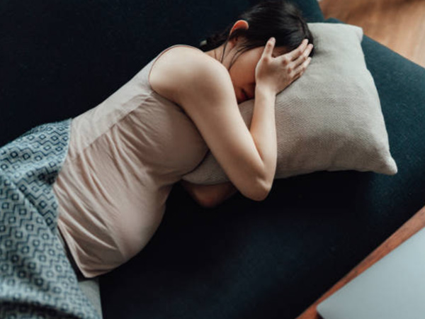 Bụng bầu vượt mặt, chị gái tôi vẫn đòi ly hôn chồng