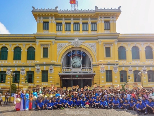 Cận cảnh Bưu điện trung tâm TPHCM có tuổi đời hơn 1 thế kỷ, được bình chọn đẹp thứ 2 thế giới