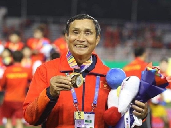 HLV Mai Đức Chung mong tuyển Việt Nam có những trận giao hữu bổ ích ở Đức và Ba Lan trước World Cup