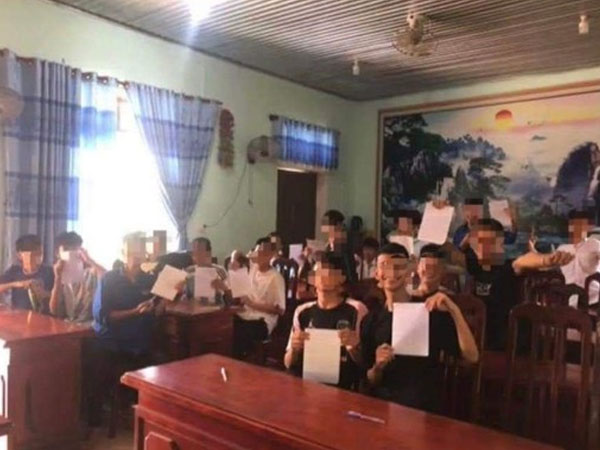 Vụ 30 em hành hung bạn học: Thêm một học sinh bị đánh nhưng nhà trường giấu nhẹm