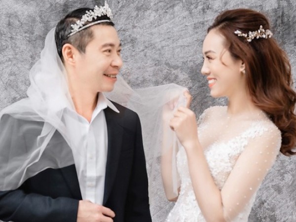 Công Lý tự tay viết lời xin lỗi gửi bà xã kém 15 tuổi sau khi làm việc này