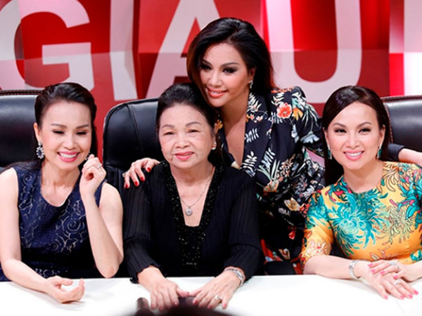 Chân dung người phụ nữ quyền lực có 3 cô con gái ca sĩ đã xinh đẹp lại giỏi giang và giàu có ở Vbiz