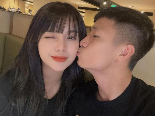 Netizen phát hiện điều bất thường trên tài khoản cá nhân của bà xã Bùi Tiến Dũng