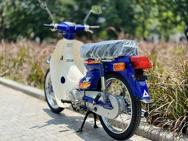Vì sao xe máy Honda DD có tuổi đời gần 30 năm vẫn bán được với giá 300 triệu đồng?