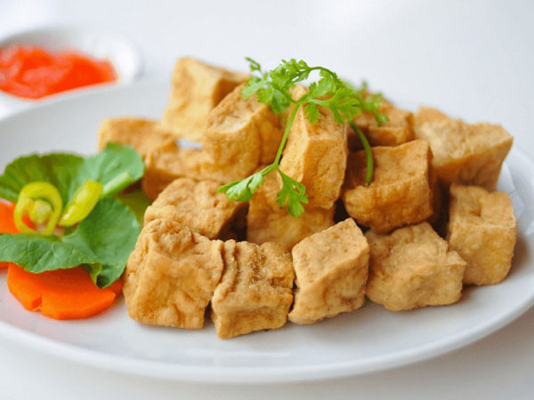 Nam giới ăn nhiều đậu phụ, rau răm có bị yếu sinh lý?