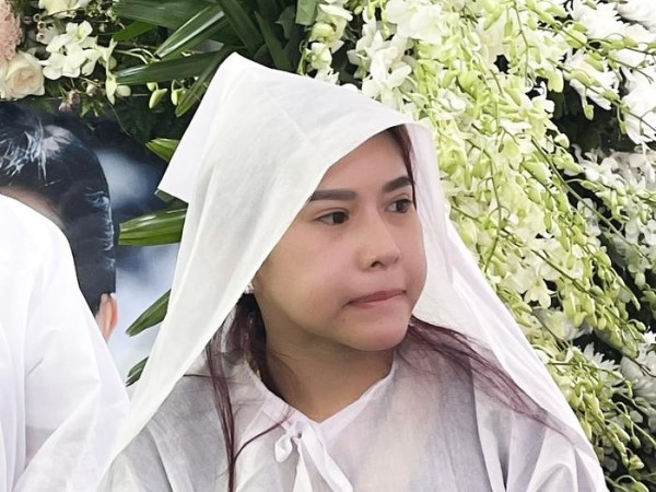 Tròn 100 ngày cố NSƯT Vũ Linh ra đi, con nuôi Bình Tinh bất ngờ đăng đàn cầu xin khiến ai cũng xót xa