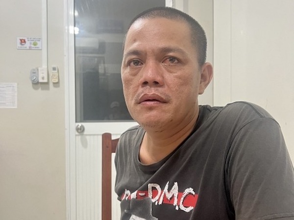 Đâm chết bạn nhậu trước trụ sở toà án vì tiếng hát loa kẹo kéo