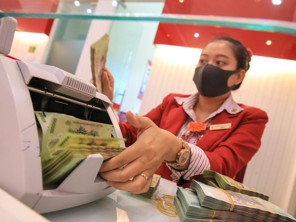 Thêm 2 ngân hàng giảm lãi suất, gửi kỳ hạn nào có lãi cao nhất?