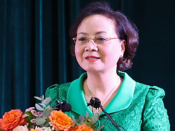 Bộ trưởng Nội vụ: Sẽ bỏ thi, xét thăng hạng viên chức