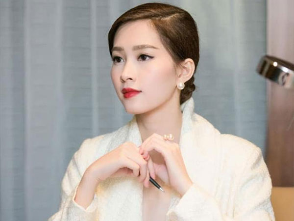 Loạt ảnh cách đây 8 năm trước của Đặng Thu Thảo: Xứng danh 'thần tiên tỷ tỷ', càng ngắm càng mê