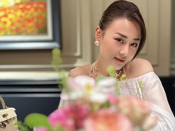 Đường tình của Phương Oanh trước khi đăng ký kết hôn với Shark Bình