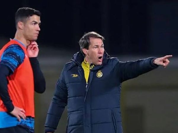 Napoli bổ nhiệm thầy cũ của Ronaldo làm HLV