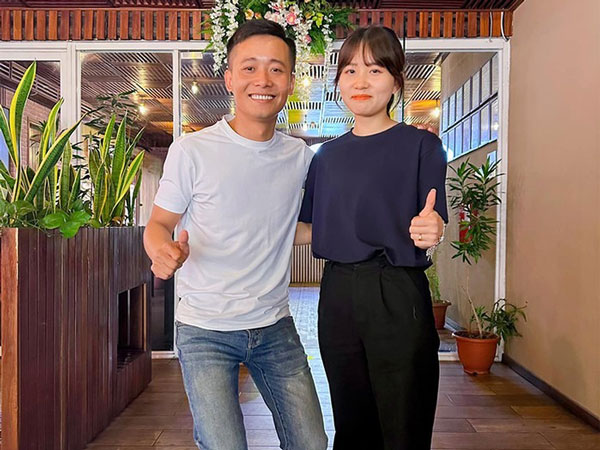 Lộ nhân vật giúp Quang Linh Vlogs dựng cơ nghiệp ở châu Phi