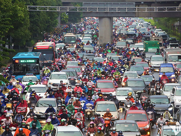 Hà Nội muốn cấm xe máy vào năm 2030, có khả thi?