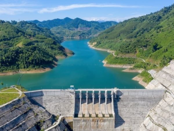 4 hồ thủy điện nguy cơ xuống mực nước chết