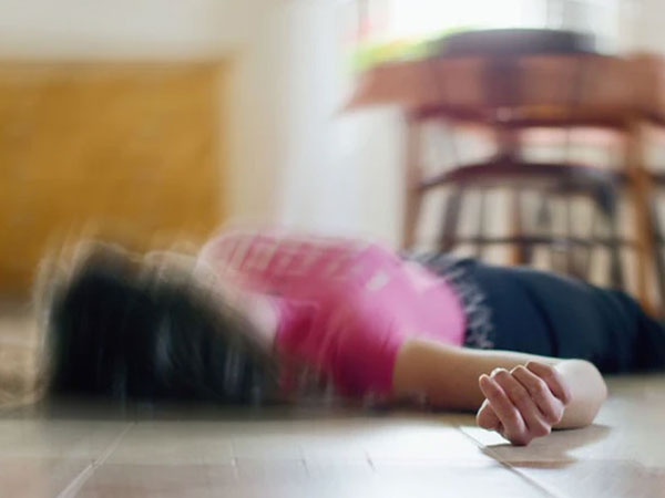 Người trẻ thường bị ngất đột ngột vào mùa hè, bác sĩ chỉ ra nguyên nhân