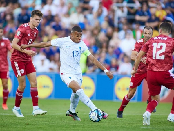 Mbappe tỏa sáng, Pháp duy trì mạch thắng tại vòng loại EURO 2024