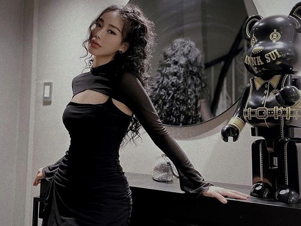 Hot girl Helen Thanh Thảo - Nàng WAGs xinh đẹp của trung vệ tuyển Việt Nam