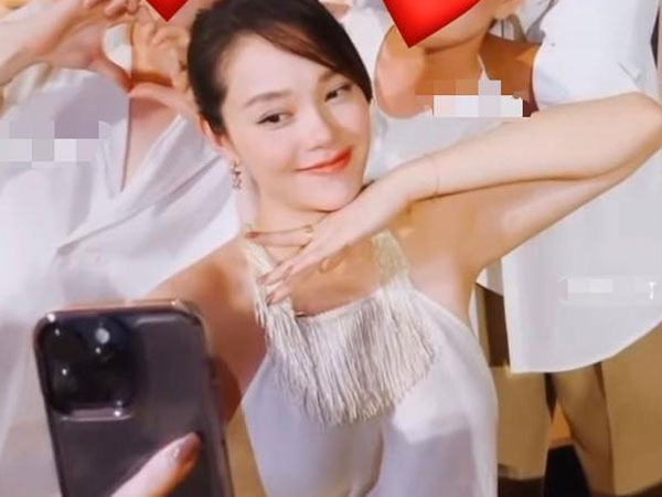 'Mẹ bầu' đình đám nhất nhì Vbiz 'quậy tới nóc' nhân dịp đặc biệt, nhìn là thấy cuộc sống hào môn hạnh phúc cỡ nào