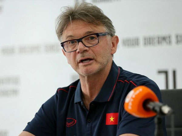 HLV Troussier: Tuyển Việt Nam phải tiến ra châu lục