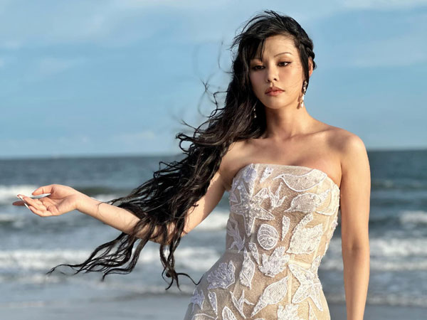 Bạn gái mới công khai của đạo diễn Dũng 'khùng': U40 body căng tràn sức sống nhờ tự vào bếp nấu ăn