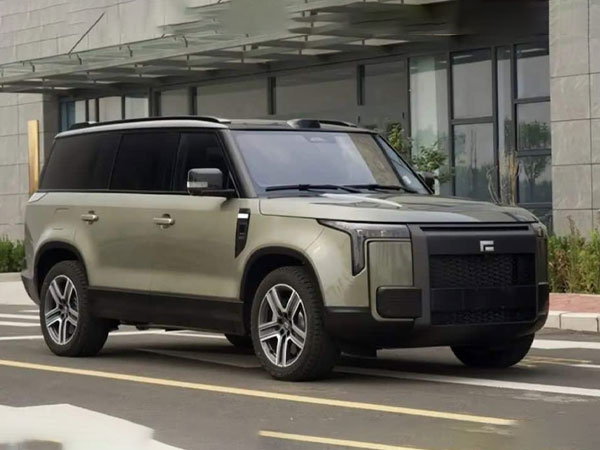 Xe Trung Quốc đạo nhái Land Rover Defender theo phong cách dị