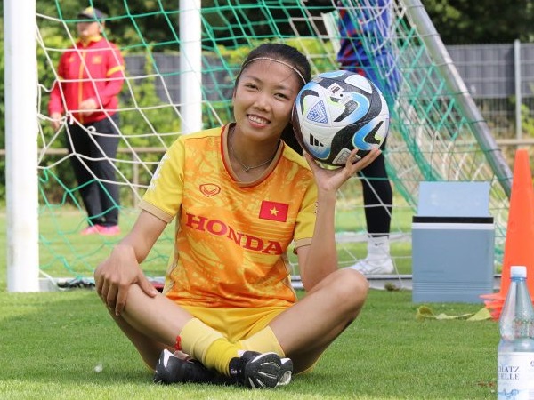 Huỳnh Như báo tin vui cho tuyển nữ Việt Nam trước thềm World Cup