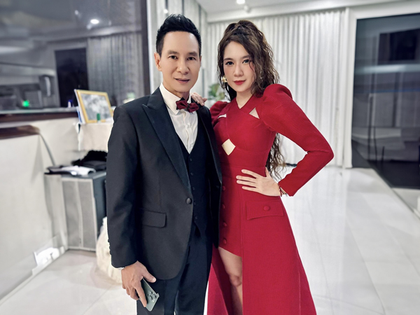 Bà xã Lý Hải kể sự cố lúc chờ đèn đỏ khiến cư dân mạng thót tim, ai cũng cần cẩn thận vào mùa mưa