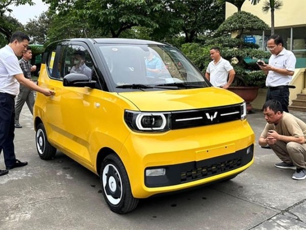 Xe điện xuất xứ Trung Quốc Wuling Hongguang MiniEv vấp tranh cãi, giá không hề rẻ?