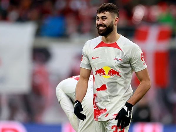 Man City chốt thoả thuận cá nhân với Gvardiol