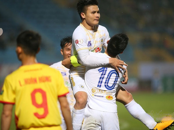 Quang Hải sau khi xuất ngoại: Khi V-League cũng thành thách thức