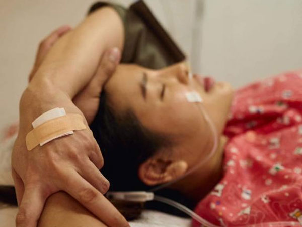Phương Trinh Jolie lần đầu lộ diện hậu sinh quý tử, nhan sắc mẹ bìm gây chú ý