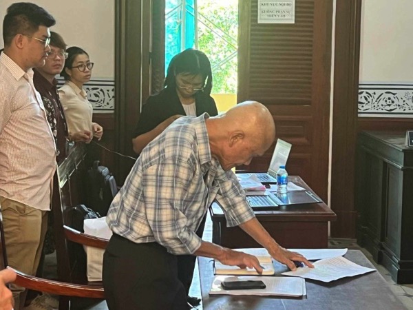 Giám đốc người Anh khởi kiện CGV, đòi bồi thường gần 6 tỷ đồng
