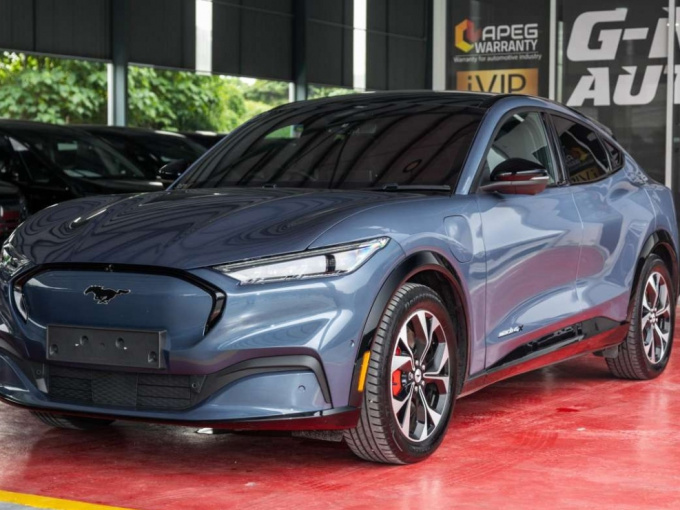 Chủ tịch Ford: Mỹ chưa sẵn sàng cạnh tranh xe điện với Trung Quốc