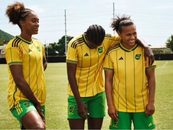 Bị liên đoàn cho 'ra rìa', ĐT nữ Jamaica phải tự mua vé máy bay dự World Cup 2023