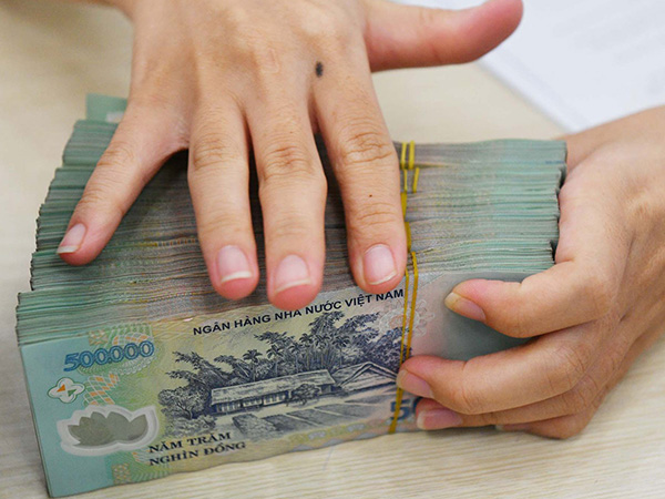 Giảm 36 khoản phí, lệ phí từ ngày mai để hỗ trợ người dân và doanh nghiệp