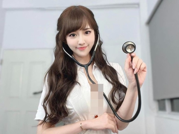 Hot girl ngành y xứ Đài sở hữu vẻ đẹp ai nhìn cũng mê