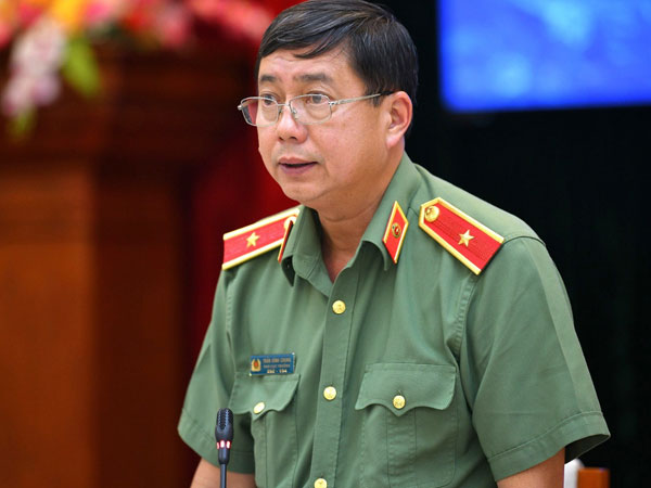 Đề thi bị tuồn ra ngoài: Điều tra đối tượng 'móc nối' thí sinh Cao Bằng, Yên Bái