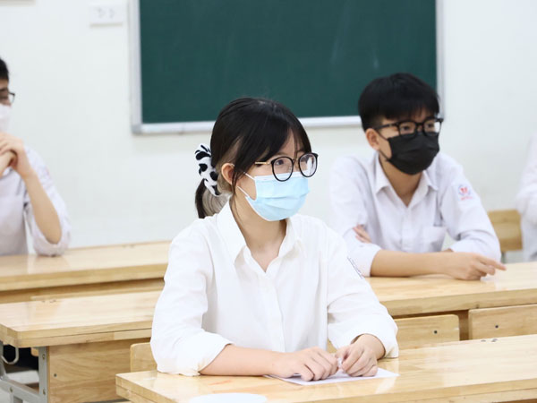 Hơn 3 điểm mỗi môn vẫn trúng tuyển vào lớp 10 công lập tại Hà Nội