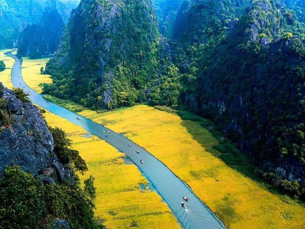 Khu du lịch nổi tiếng Tam Cốc - Bích Động bất ngờ 'đóng cửa'